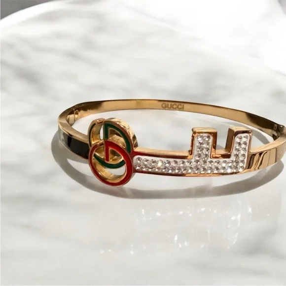 GUCCI Gucci Cuff Bangle Bracelet Gold - Picture 3 of 3